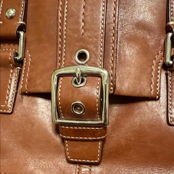 Vintage Coach collectible Brown Leather Handbag with Buckle - Picture 2 of 8
